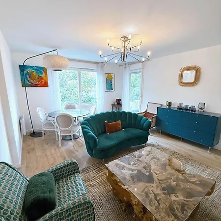 Escapade Du Stade By Uta House 생드니